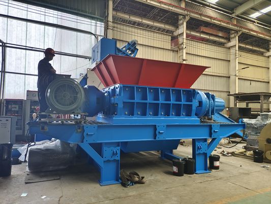 110kW vermogen Multifunctionele shredder voor recycling banden Plastic hout en rubber