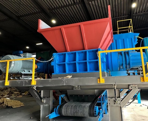 110kW roestvrijstalen metaal versnipper voor het snijden van plastic afval en kleine afvalbanden