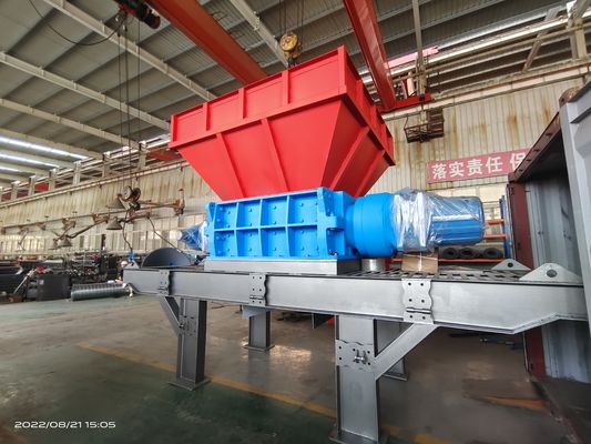 Carbon Steel Double Rotor Shredder 8000KG Gewicht aanpasbaar voor verschillende industrieën