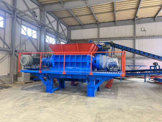 Carbon Steel Double Rotor Shredder 8000KG Gewicht aanpasbaar voor verschillende industrieën