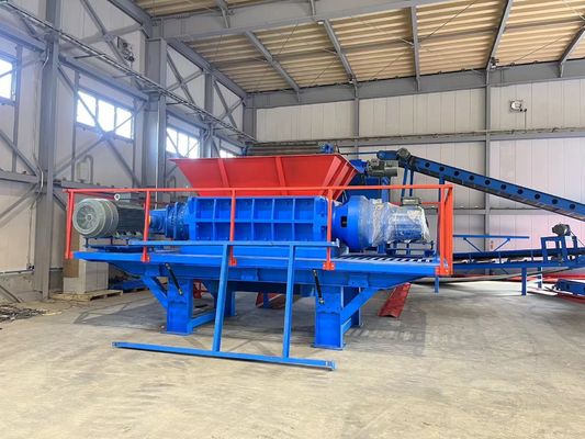 Carbon steel materiaal dubbele as shredder voor afval huishoudelijke apparaten 8000 kg gewicht