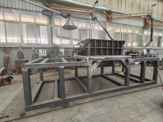 Grote stroafmachine voor huishoudelijk afval met een vermogen van 110 kW